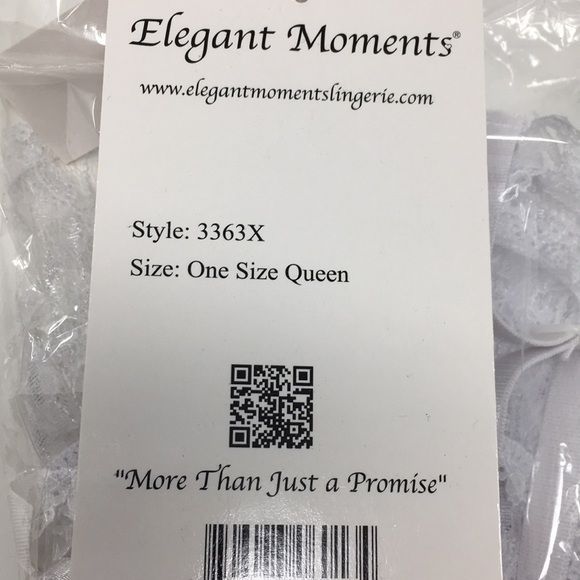 NWT ELEGANT MOMENTS WHITE GARTER BELT - Picture 3 of 3
